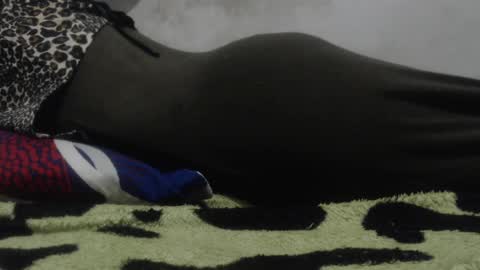 kittywhiteass online show from December 5, 9:00 am
