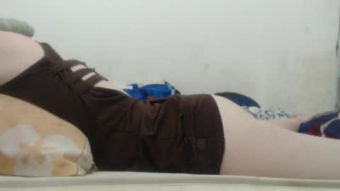 kittywhiteass online show from December 19, 8:24 am