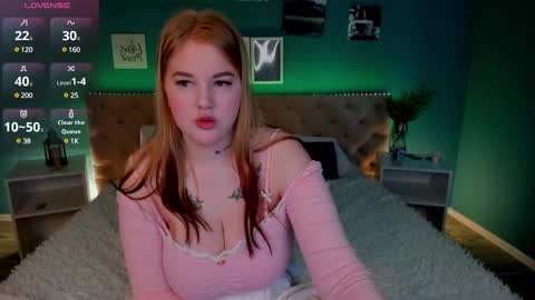 Snapshot of kittyy_cuttie chatting on February 21, 8:07 am kittyy online show from February 21, 8:07 am
