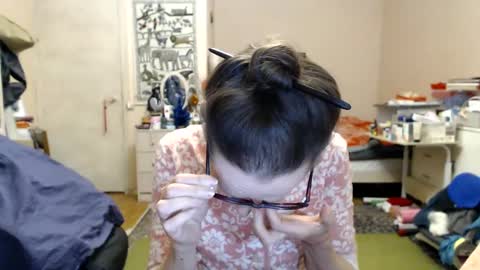 KiuminBerry online show from December 24, 6:28 pm