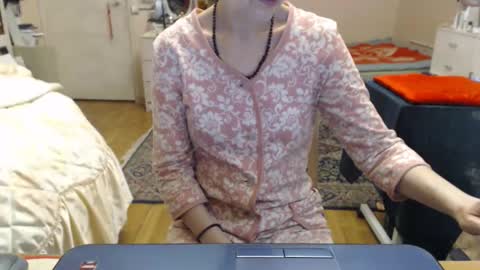 KiuminBerry online show from January 17, 2:26 pm