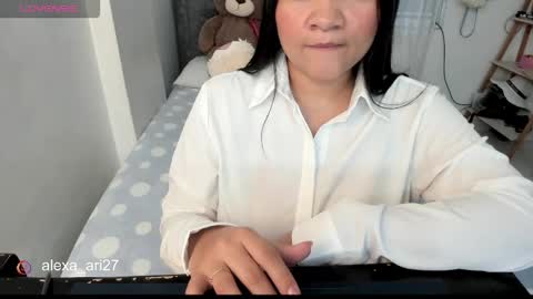 kixua online show from February 4, 11:08 pm