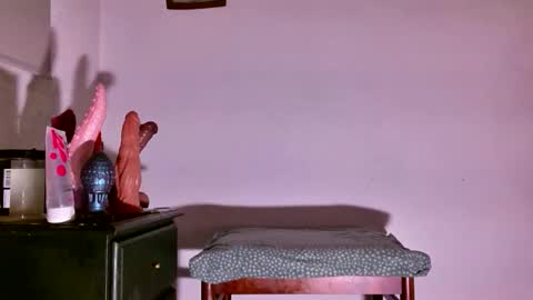 klamstrakur1 online show from February 15, 2:27 pm