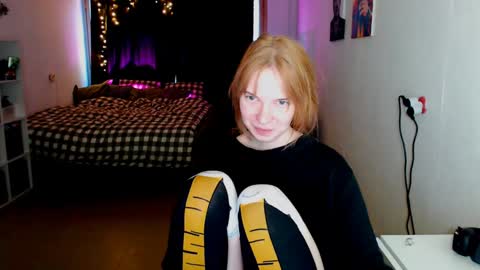 Snapshot of klares_wasser chatting on January 21, 2:15 pm Klares online show from January 21, 2:15 pm