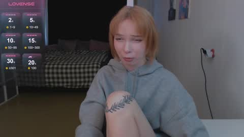 Snapshot of klares_wasser chatting on February 12, 12:33 pm Klares online show from February 12, 12:33 pm
