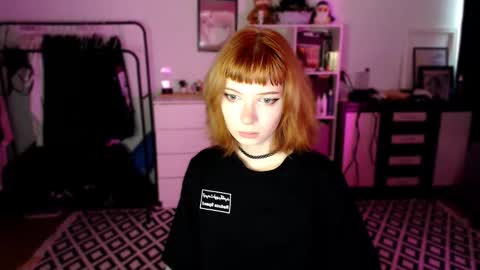Snapshot of klares_wasser chatting on September 10, 1:56 pm Klares online show from September 10, 1:56 pm