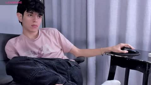 KLAUS online show from November 19, 4:34 am