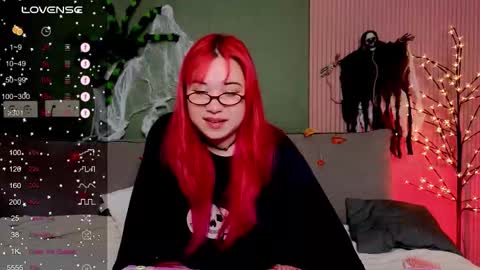 Klee online show from October 21, 5:45 am