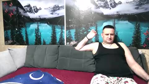 Kleosnow online show from March 3, 6:04 pm