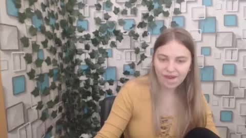 klerkarina online show from March 10, 5:43 am