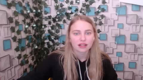 klerkarina online show from December 5, 9:44 am