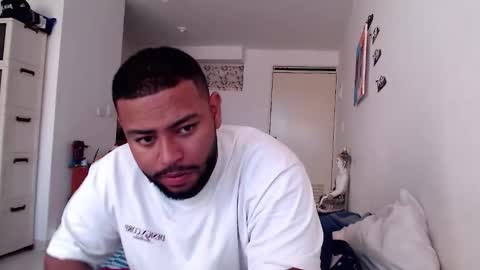 kleyton online show from October 6, 6:26 pm