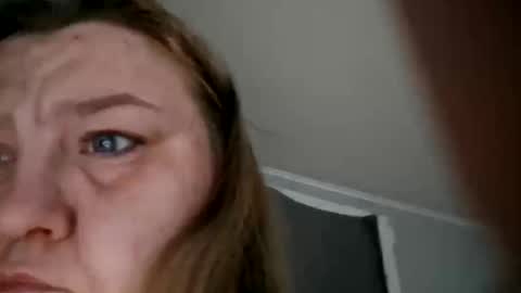 kmarie1196 online show from March 14, 10:19 am