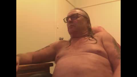 knobout online show from February 22, 8:07 am