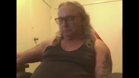 knobout online show from February 12, 12:09 pm