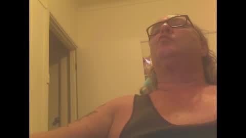 knobout online show from December 4, 11:46 am