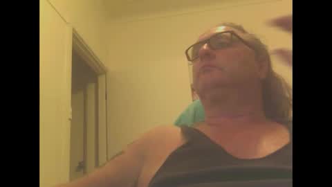 knobout online show from December 3, 11:07 am