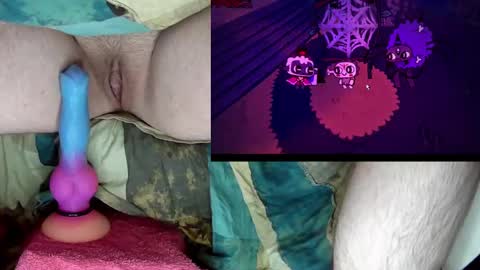 Snapshot of knottedkit chatting on February 5, 5:52 am knottedkit online show from February 5, 5:52 am