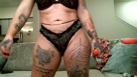 Koko Kwinn online show from February 1, 12:07 am