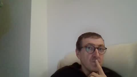 JUAN CARLOS online show from October 9, 9:09 pm