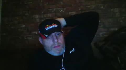 Neil online show from February 2, 11:32 pm