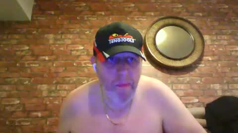 Neil online show from February 24, 10:15 am