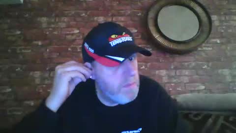 Neil online show from March 2, 8:59 am