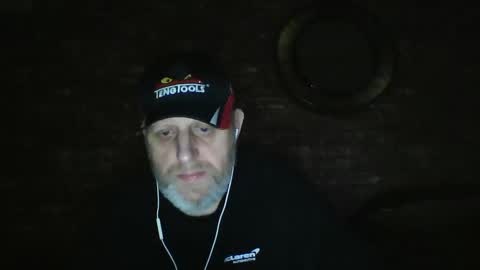 Neil online show from February 2, 5:04 pm