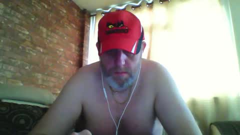 Neil online show from February 9, 10:42 am