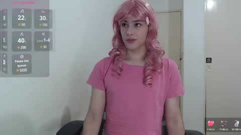 Snapshot of koneko_nya chatting on March 4, 7:32 pm Riley online show from March 4, 7:32 pm