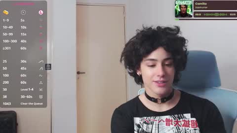 Snapshot of koneko_nya chatting on October 10, 8:13 pm Riley online show from October 10, 8:13 pm
