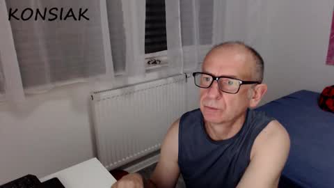 Komsiak online show from October 17, 9:19 pm