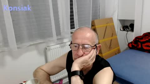 Komsiak online show from June 5, 6:46 pm