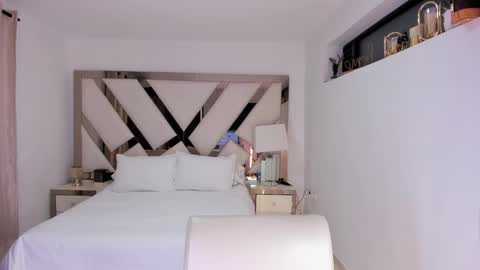 Koral Cuz online show from October 14, 4:43 pm