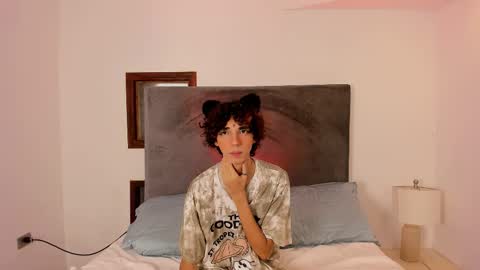 kore_22 online show from September 11, 9:38 pm
