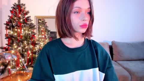 Snapshot of kossie_ chatting on December 22, 10:28 am kossie_ online show from December 22, 10:28 am