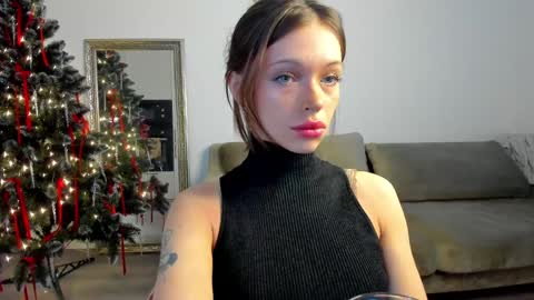 Snapshot of kossie_ chatting on December 20, 8:17 am kossie_ online show from December 20, 8:17 am