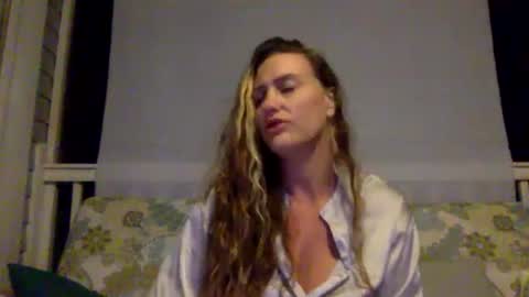 koyoteej online show from January 27, 3:37 am