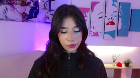 Elizabeth online show from February 9, 11:58 am