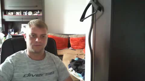Snapshot of kozik1992 chatting on September 25, 10:00 am Bartek online show from September 25, 10:00 am