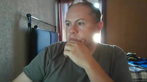 kp_101 online show from December 15, 11:31 pm