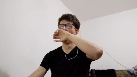 Facu online show from December 27, 4:10 pm