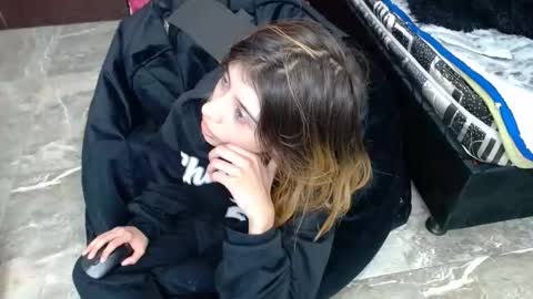 kratos_and_afrodita online show from November 30, 6:48 pm