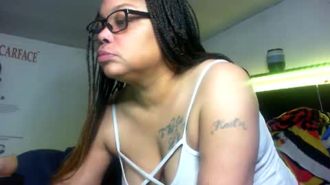 Kremekatie online show from January 12, 4:18 pm