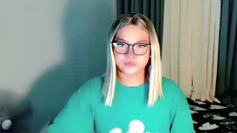 krezikeed online show from May 12, 2:09 am
