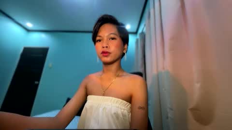 krimpie_xx online show from April 8, 3:15 pm