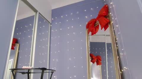 kriskras__ online show from March 27, 5:46 am