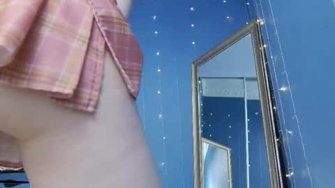 kriskras__ online show from November 26, 5:48 am