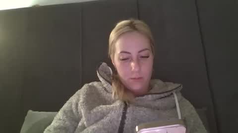 Grace online show from March 2, 9:32 pm