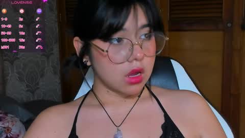 Kriss online show from February 24, 12:26 pm